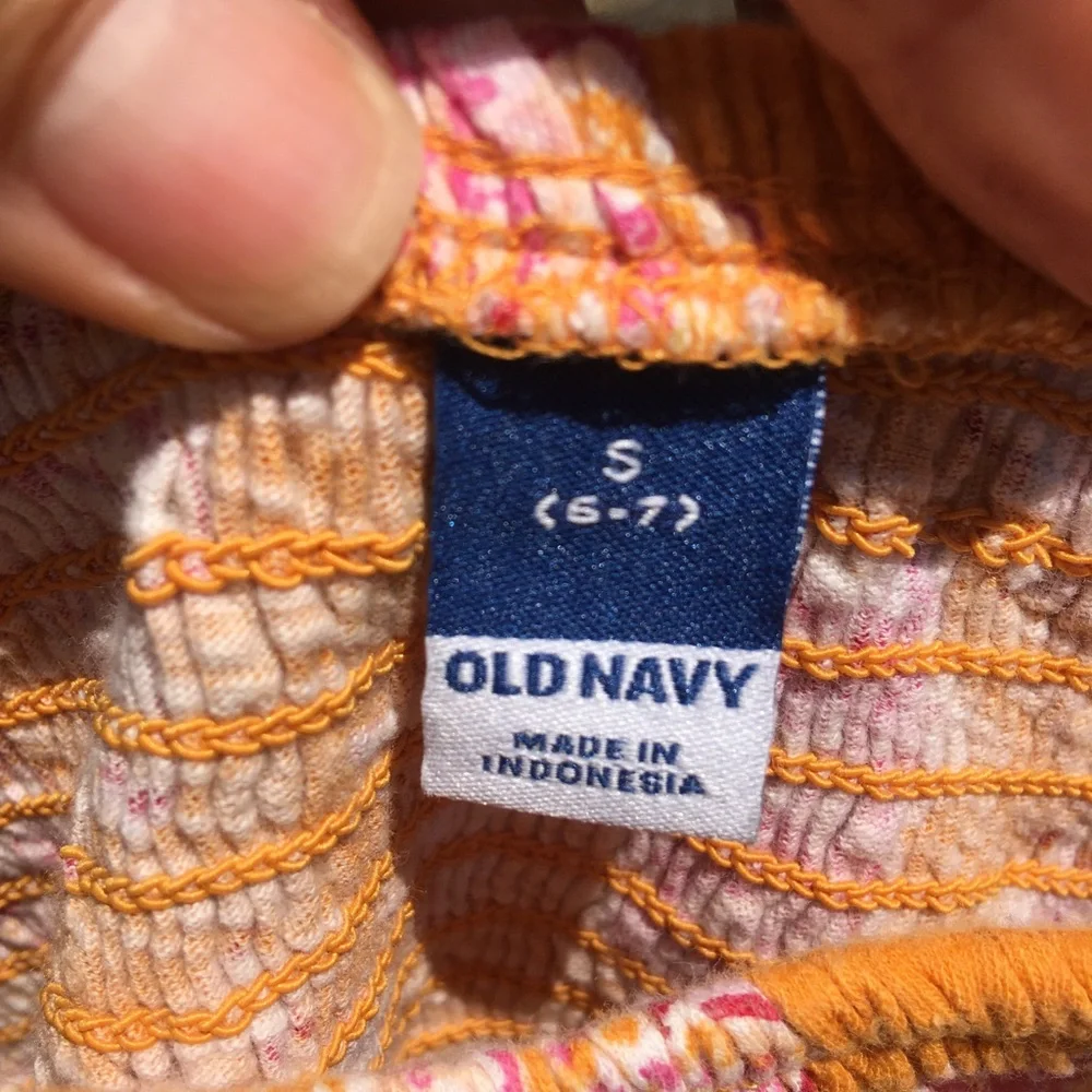 Old Navy Smocked Flutter Sleeve Top Orange with Pink Floral S (6-7)